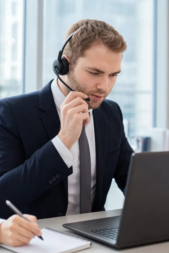 DialFox team handling kaltakquise for B2B clients across European markets